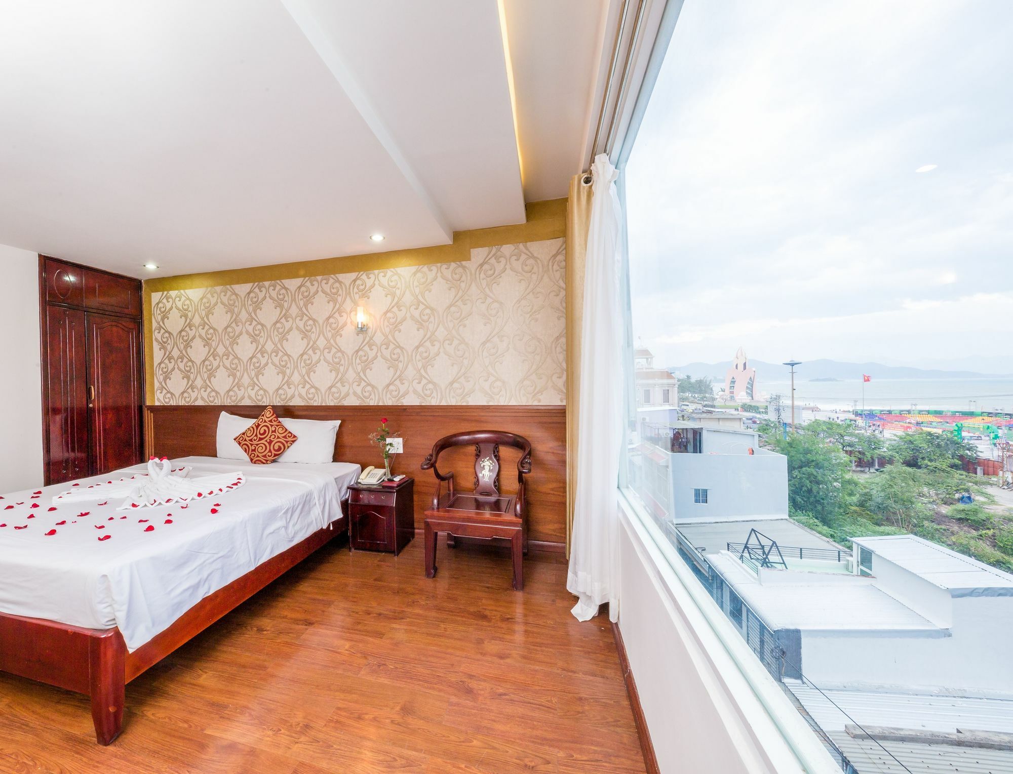 Le Soleil Hotel Managed By Nest Group Нячанг Экстерьер фото